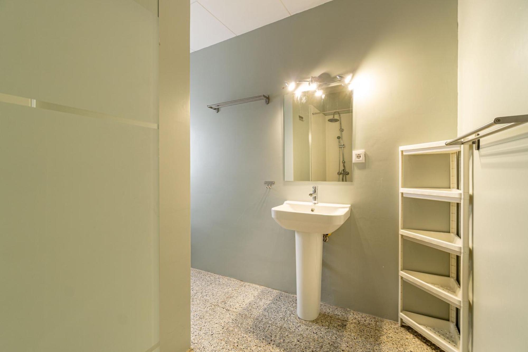 Apartment Center 1